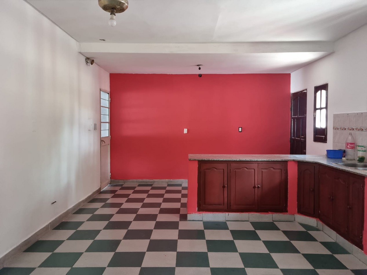 CASA EN BARRIO O CONNORS DE TRES DORMITORIOS CON PILETA APTA CREDITO HIPOTECARIO