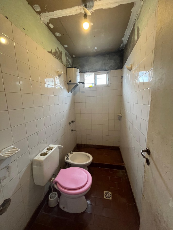 CASA EN VILLA MARIANO MORENO BARRIO SAN GABRIEL SOBRE CALLE 4 2 DORMITORIOS