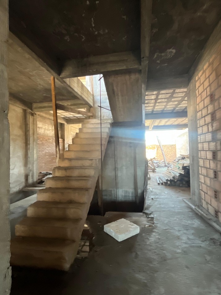 EDIFICIO A TERMINAR EN AVENIDA BELGRANO AL 1600