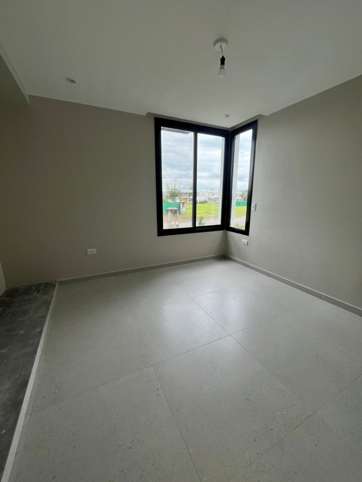 IMPORTANTE CASA EN COUNTRY THE POINT APTA CREDITO 