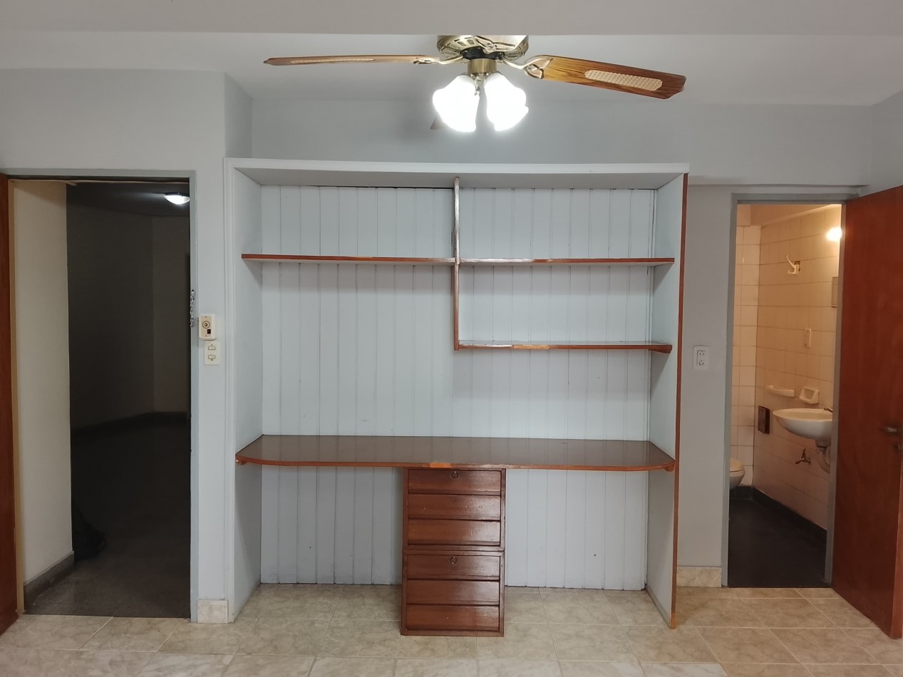 OFICINA ZONA TRIBUNALES EN PASAJE 2 DE ABRIL 380