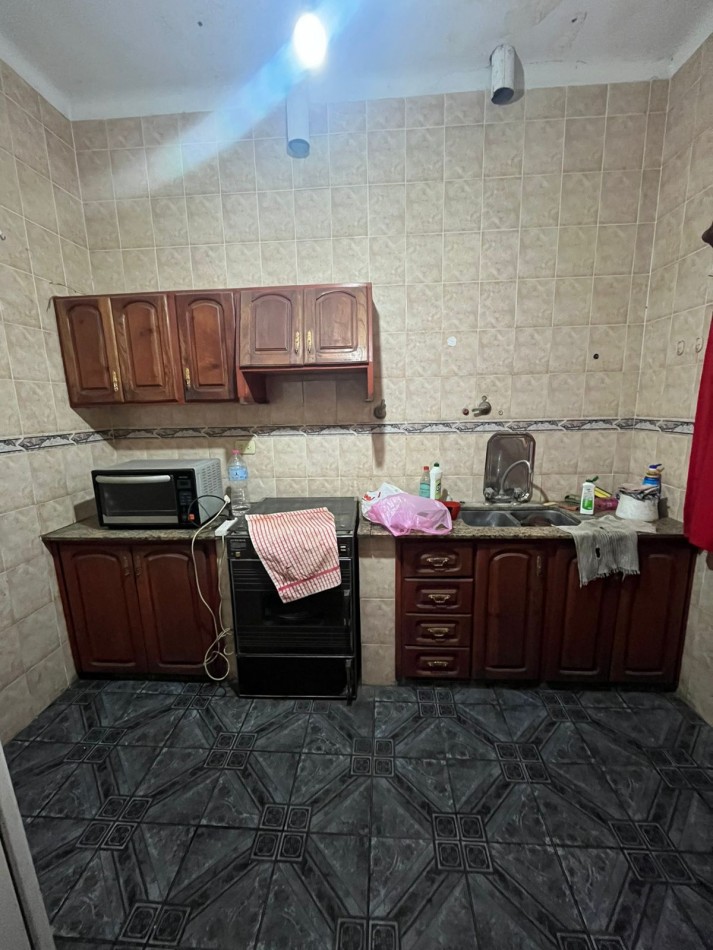 CASA EN COLOMBIA CASI AVENIDA JUAN B. JUSTO DE TRES DORMITORIOS