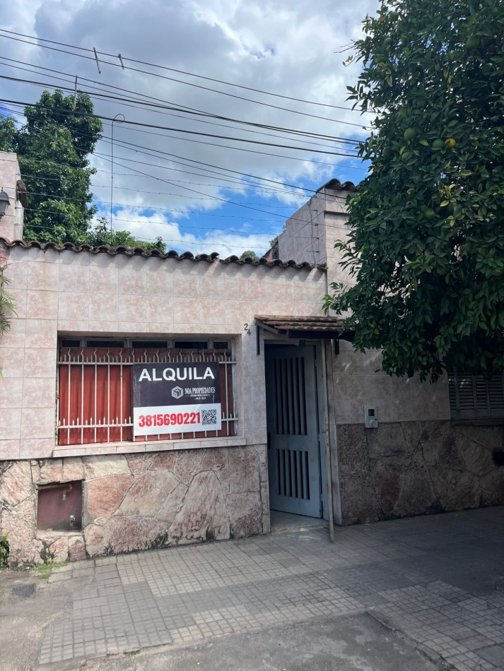 CASA EN COLOMBIA CASI AVENIDA JUAN B. JUSTO DE TRES DORMITORIOS