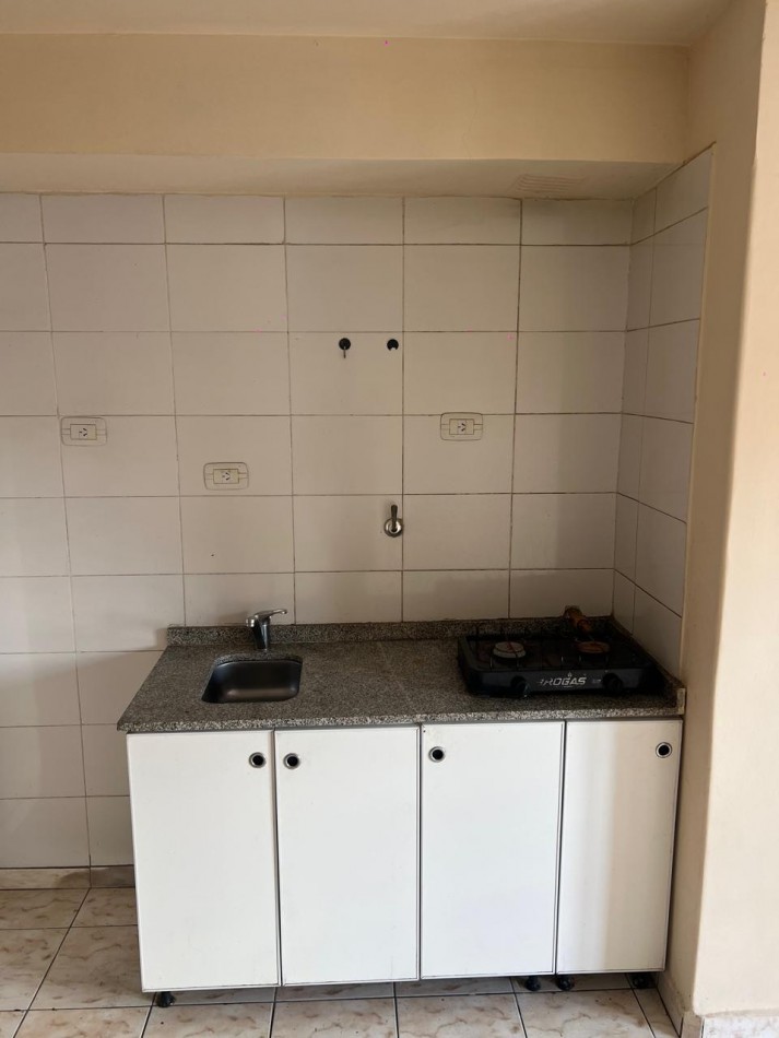 DEPARTAMENTO MONOAMBIENTE DE 39 M2 CON BALCON EN GENERAL PAZ 969 IDEAL ESTUDIANTES