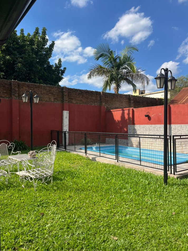 CASA DE TRES DORMITORIOS CON PILETA EN BRASIL AL 500 YERBA BUENA