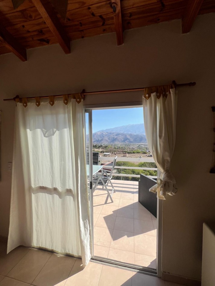 ESPECTACULAR CASA EN TAFI DEL VALLE 
