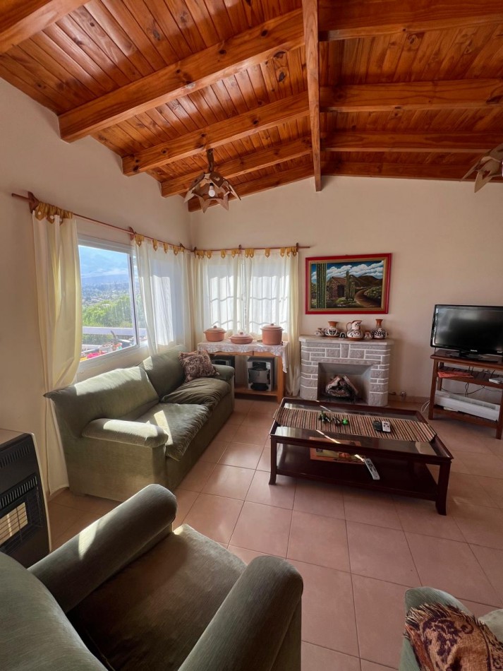 ESPECTACULAR CASA EN TAFI DEL VALLE 