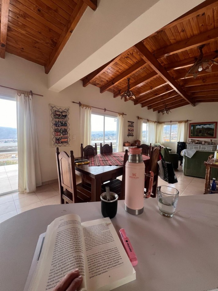ESPECTACULAR CASA EN TAFI DEL VALLE 