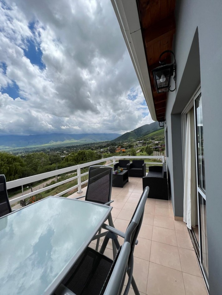 ESPECTACULAR CASA EN TAFI DEL VALLE 