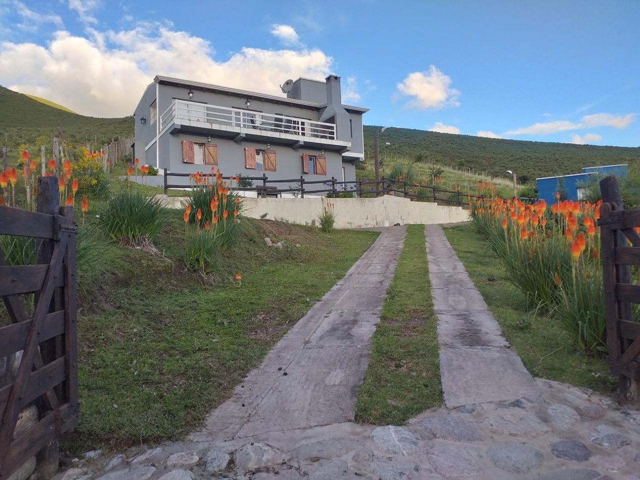 ESPECTACULAR CASA EN TAFI DEL VALLE 