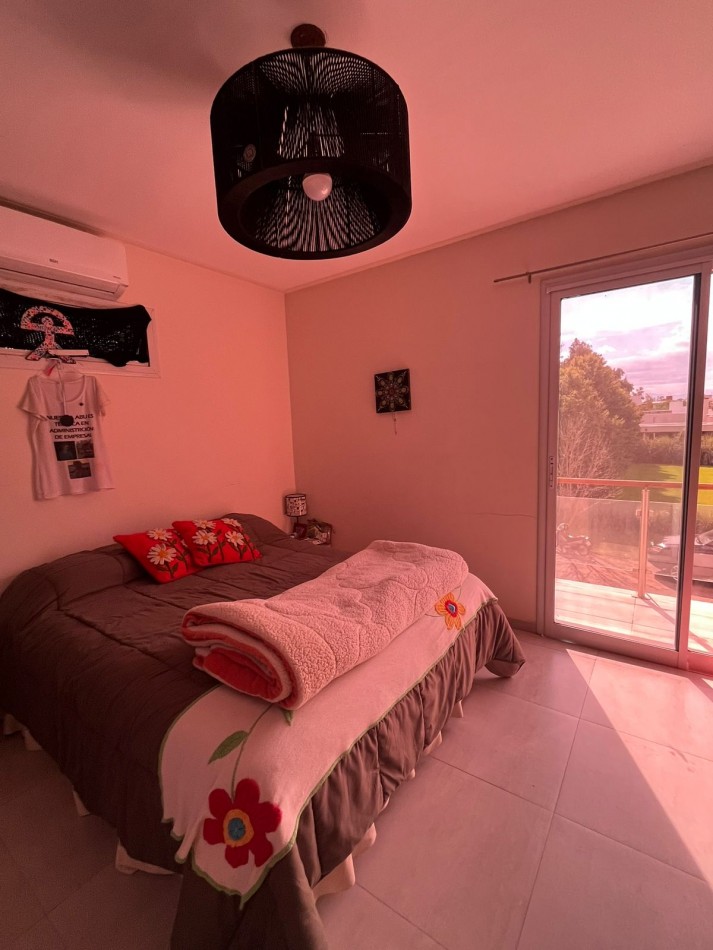 IMPORTANTE CASA EN COUNTRY PINAR 1 EN TAFI VIEJO LOTE CENTRAL