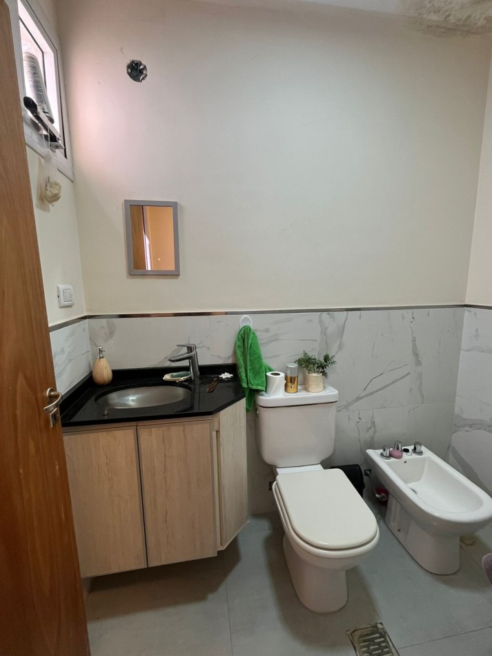 IMPORTANTE CASA EN COUNTRY PINAR 1 EN TAFI VIEJO LOTE CENTRAL