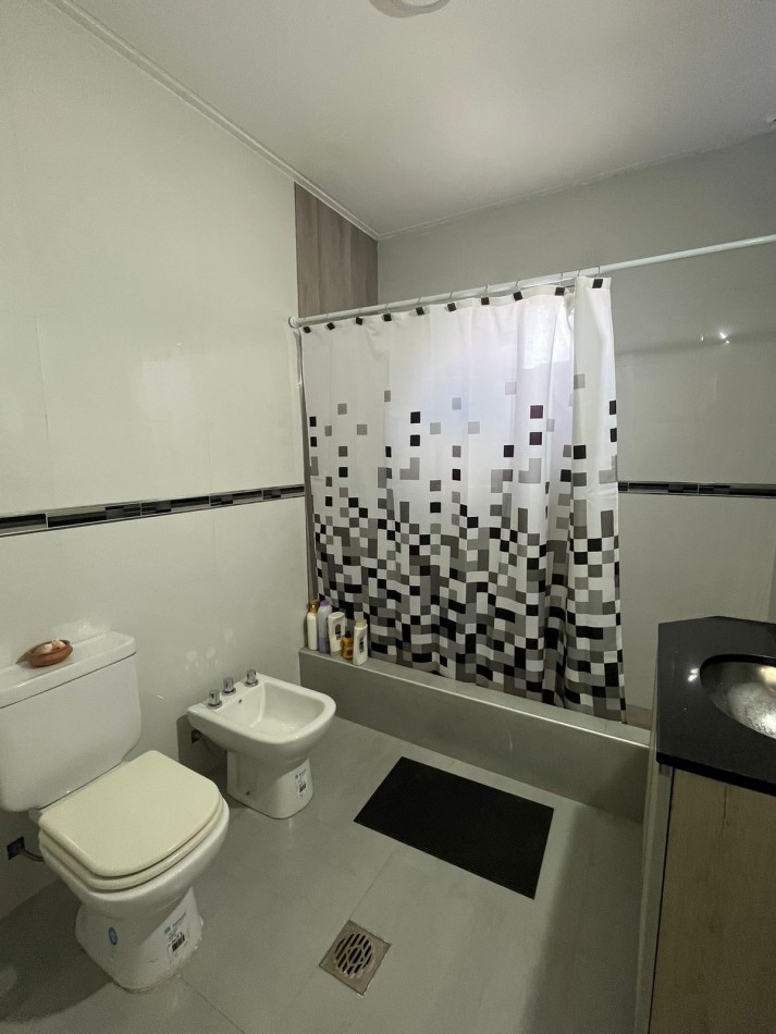 IMPORTANTE CASA EN COUNTRY PINAR 1 EN TAFI VIEJO LOTE CENTRAL