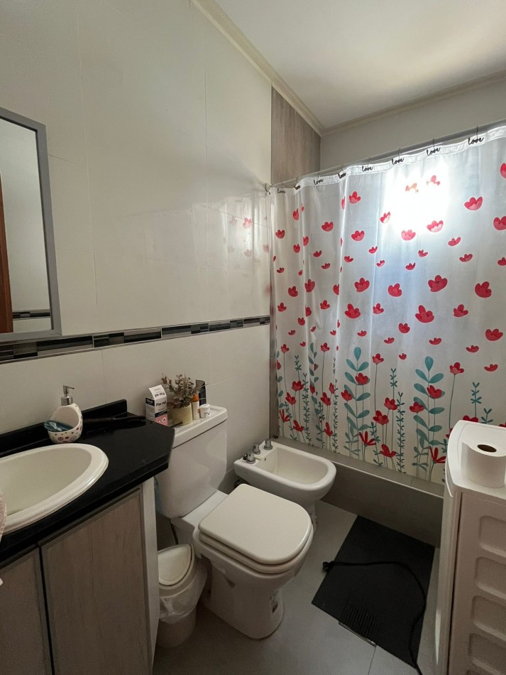 IMPORTANTE CASA EN COUNTRY PINAR 1 EN TAFI VIEJO LOTE CENTRAL