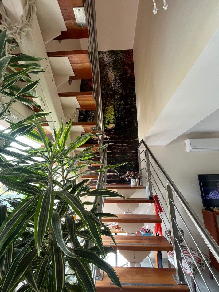 IMPORTANTE CASA EN COUNTRY PINAR 1 EN TAFI VIEJO LOTE CENTRAL
