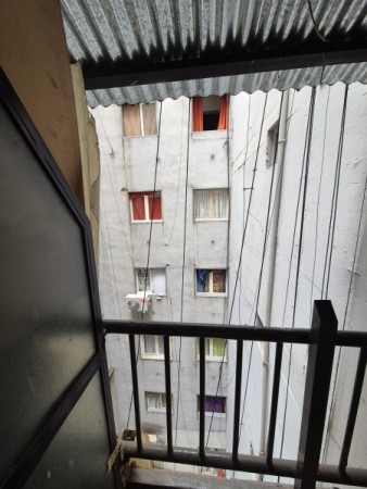 MONOAMBIENTE CON BALCON INTERNO EN BARRIO SUR ENTRE RIOS 749