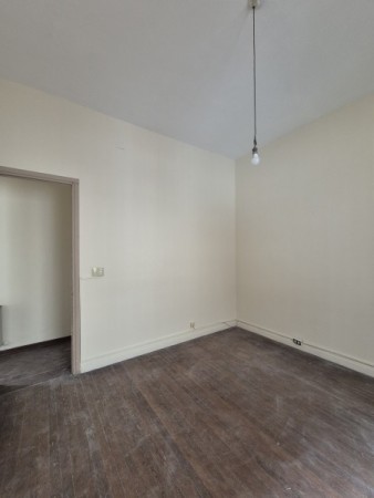 Departamento de tres ambientes en plena City Bancaria en San Martin 677