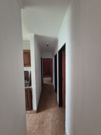 Casa 3d con pileta y quincho Barrio Ampliación América Paraguay 3.812