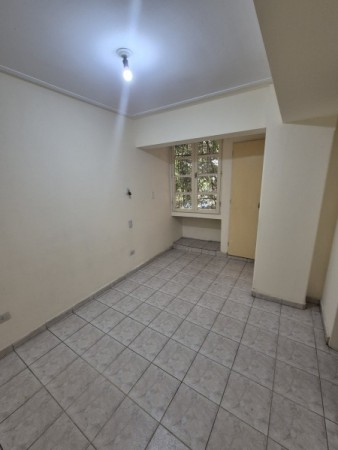Departamento 1 dormitorio apto mascota en San Lorenzo 1.110 esquina Alberdi