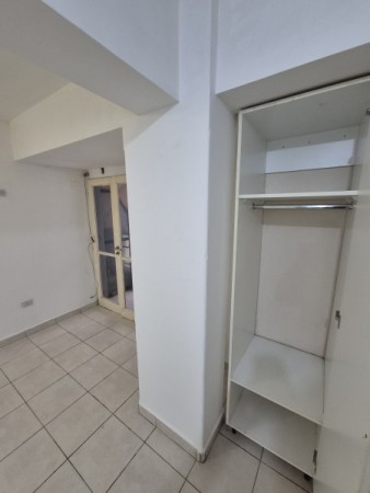 MONOAMBIENTE CON BALCON INTERNO EN BARRIO SUR ENTRE RIOS 749