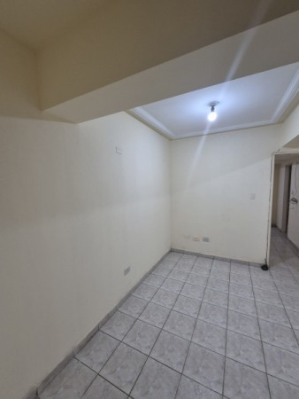 Departamento 1 dormitorio apto mascota en San Lorenzo 1.110 esquina Alberdi