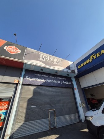 Local Comercial de 150 m2 en Avenida Kirchner al 2.300