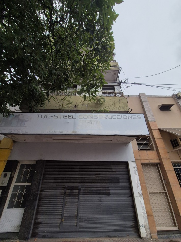 Local comercial en Avenida Mitre al 600 casi esquina Corrientes