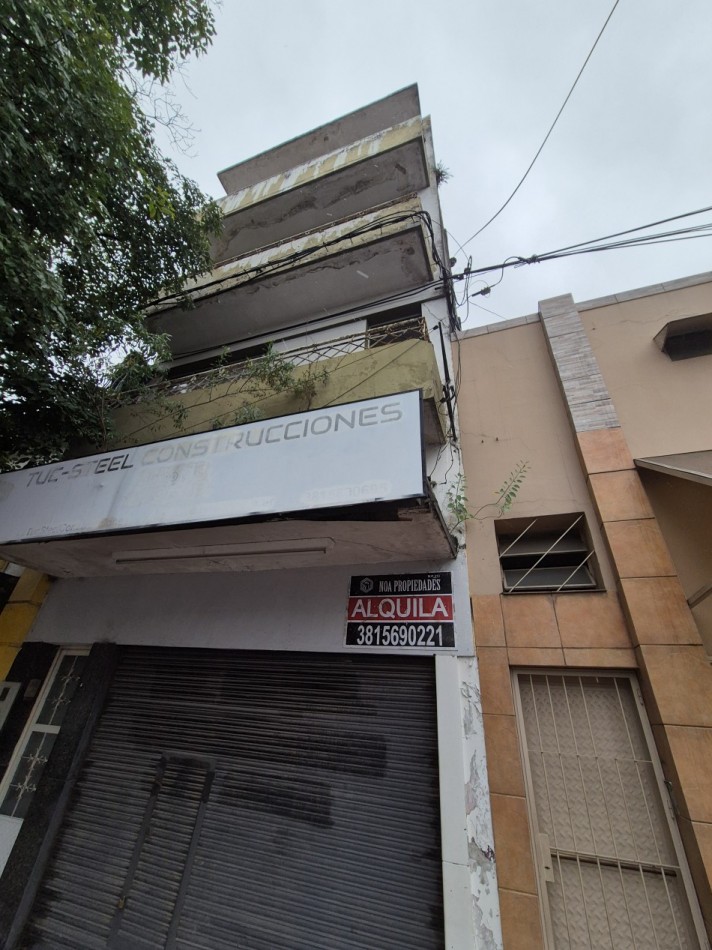 Local comercial en Avenida Mitre al 600 casi esquina Corrientes
