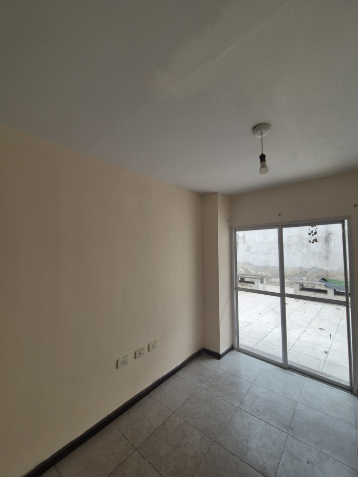 DEPARTAMENTO DE TRES DORMITORIOS PLANTA BAJA CON PATIO EN BOLIVAR 1055 A METROS PLAZA BELGRANO