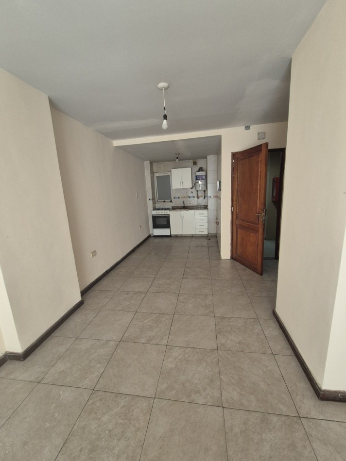 DEPARTAMENTO DE TRES DORMITORIOS PLANTA BAJA CON PATIO EN BOLIVAR 1155 A METROS PLAZA BELGRANO