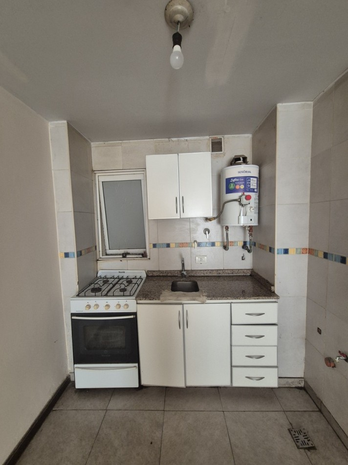 DEPARTAMENTO DE TRES DORMITORIOS PLANTA BAJA CON PATIO EN BOLIVAR 1155 A METROS PLAZA BELGRANO