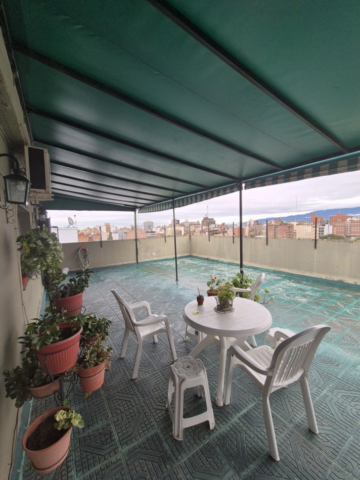 DEPARTAMENTO SEMIPISO DE TRES DORMITORIOS EN 24 DE SETIEMBRE Y LAS HERAS CON TERRAZA 