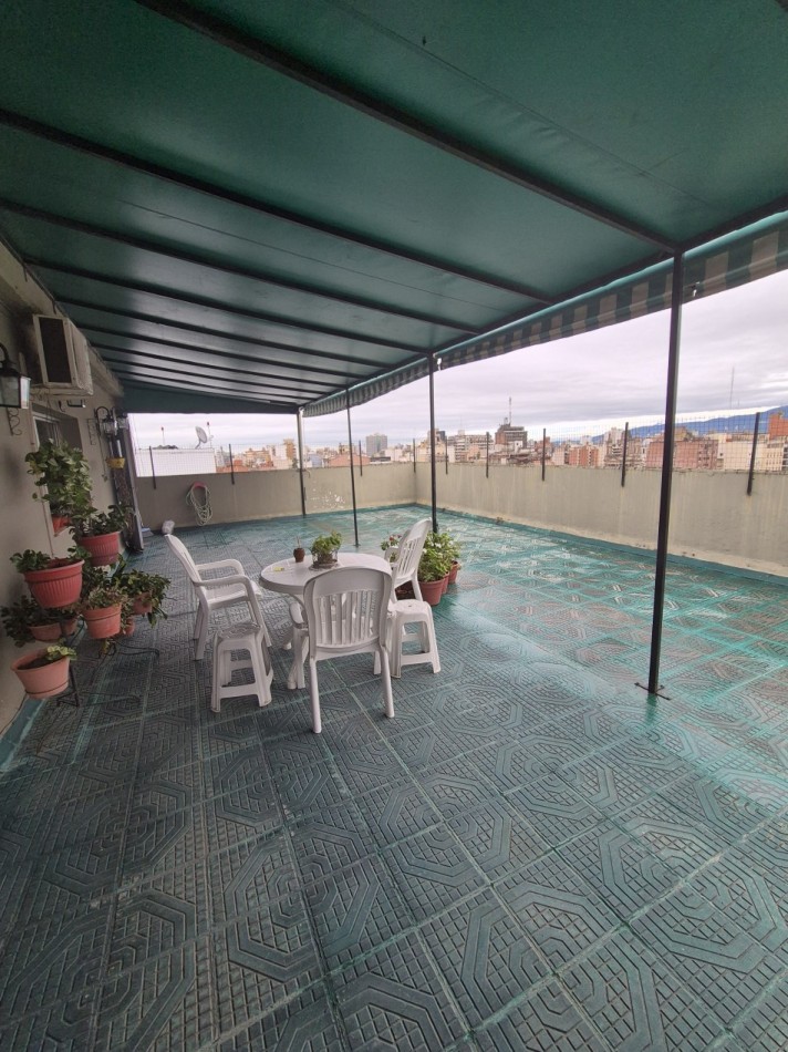 DEPARTAMENTO SEMIPISO DE TRES DORMITORIOS EN 24 DE SETIEMBRE Y LAS HERAS CON TERRAZA 