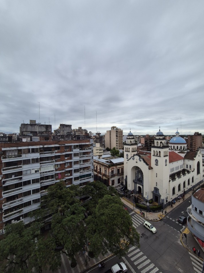 DEPARTAMENTO SEMIPISO DE TRES DORMITORIOS EN 24 DE SETIEMBRE Y LAS HERAS CON TERRAZA 