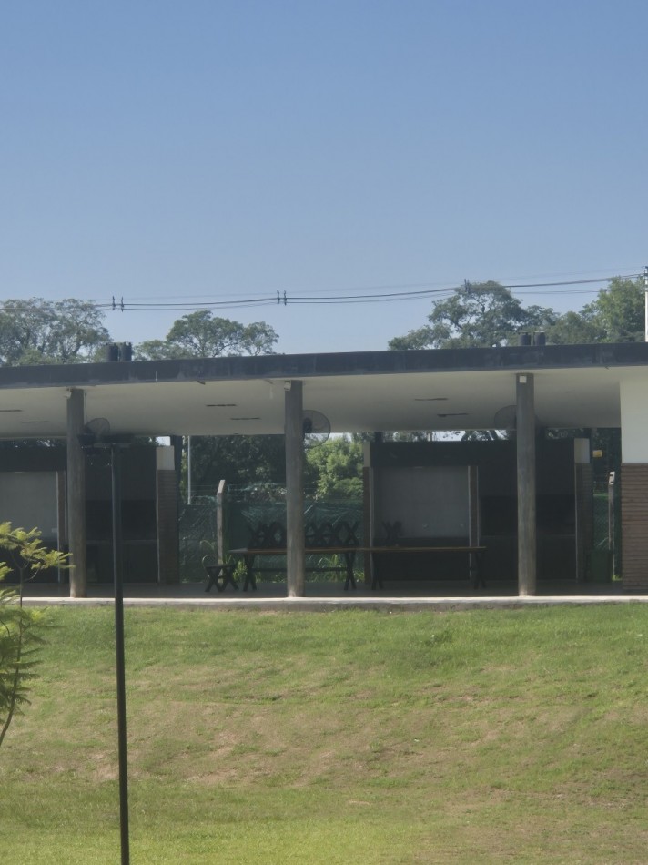 HERMOSO LOTE CENTRAL  DE 372 M2 EN COUNTRY VIENTO SUR EN SAN PABLO