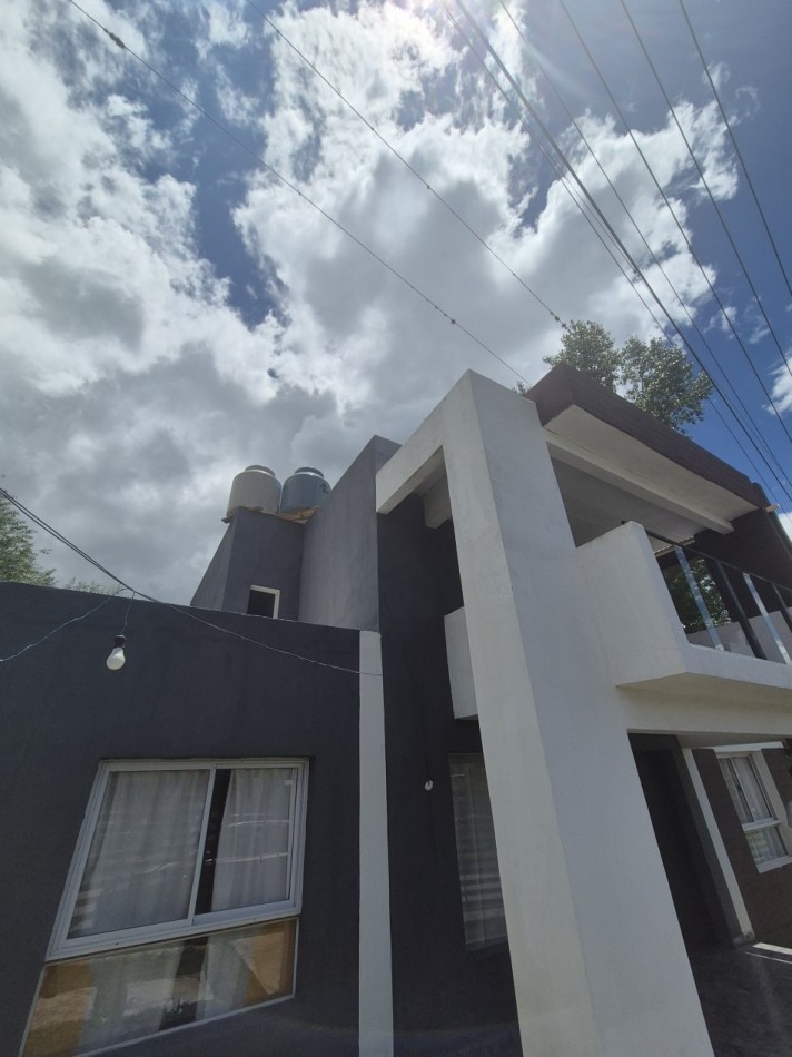 CASA EN LA OVEJERIA TAFI DEL VALLE DE CUATRO DORMITORIOS 