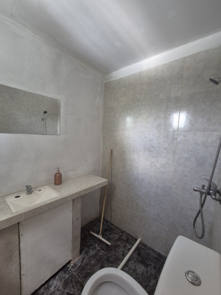 CASA EN LA OVEJERIA TAFI DEL VALLE DE CUATRO DORMITORIOS 