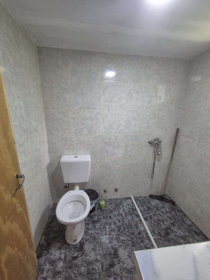 CASA EN LA OVEJERIA TAFI DEL VALLE DE CUATRO DORMITORIOS 