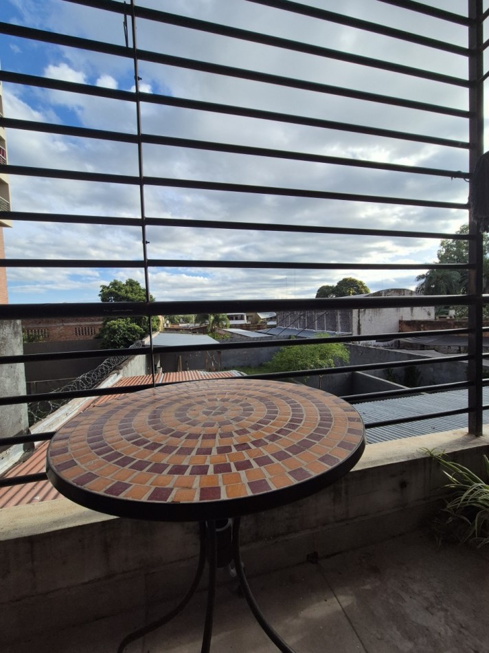 DEPARTAMENTO DE UN DORMITORIO CON BALCON EN AVENIDA MATE DE LUNA AL 2.200 EDIFICIO LA COLORADA