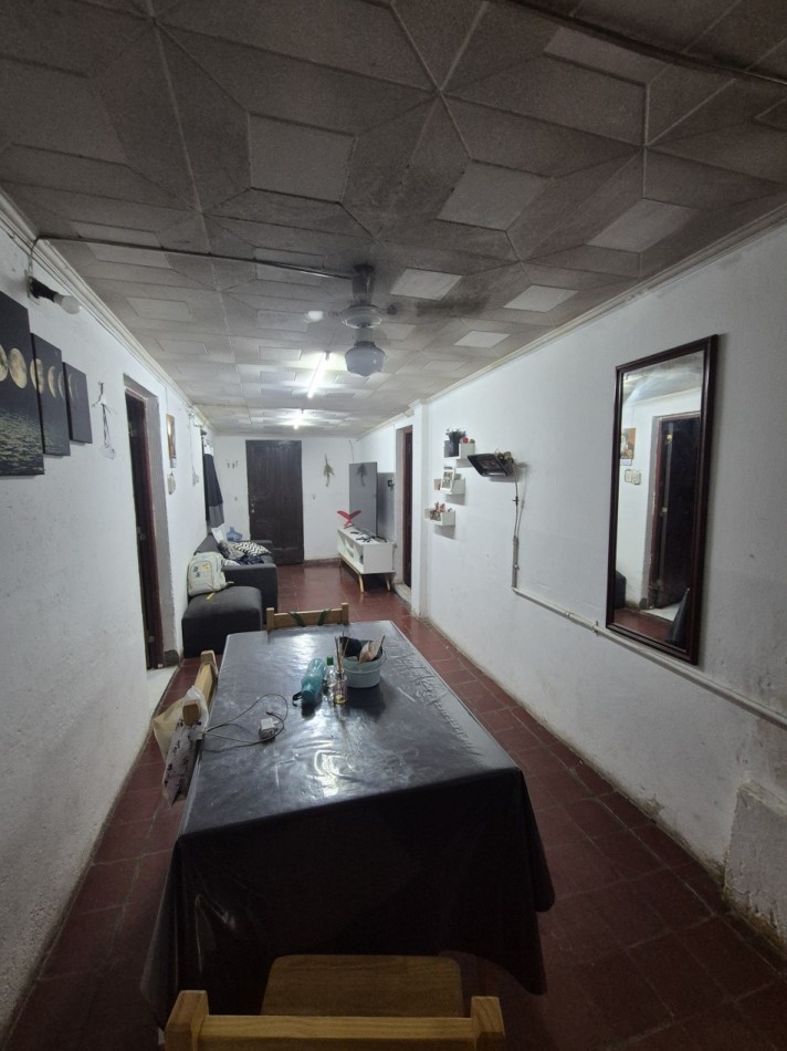 CASA DE TRES DORMITORIOS EN BARRIO ZENON SANTILLAN ALTURA CHILE AL 3100 APTA CREDITO 