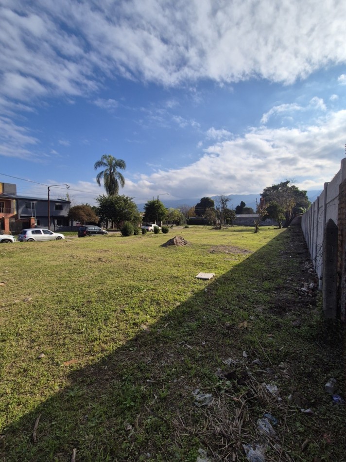 TERRENO DE 800 M2 EN YERBA BUENA SOBRE CALLE RECONQUISTA Y SANTIAGO DEL ESTERO OPORTUNIDAD