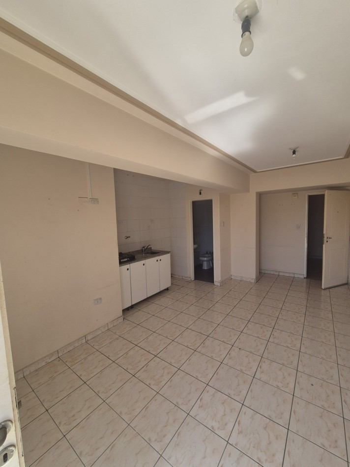 DEPARTAMENTO MONOAMBIENTE DE 39 M2 CON BALCON EN GENERAL PAZ 969 IDEAL ESTUDIANTES