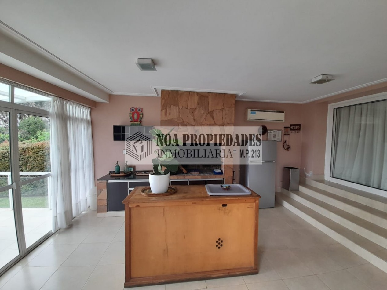CASA EN COUNTRY LAS YUNGAS YERBA BUENA