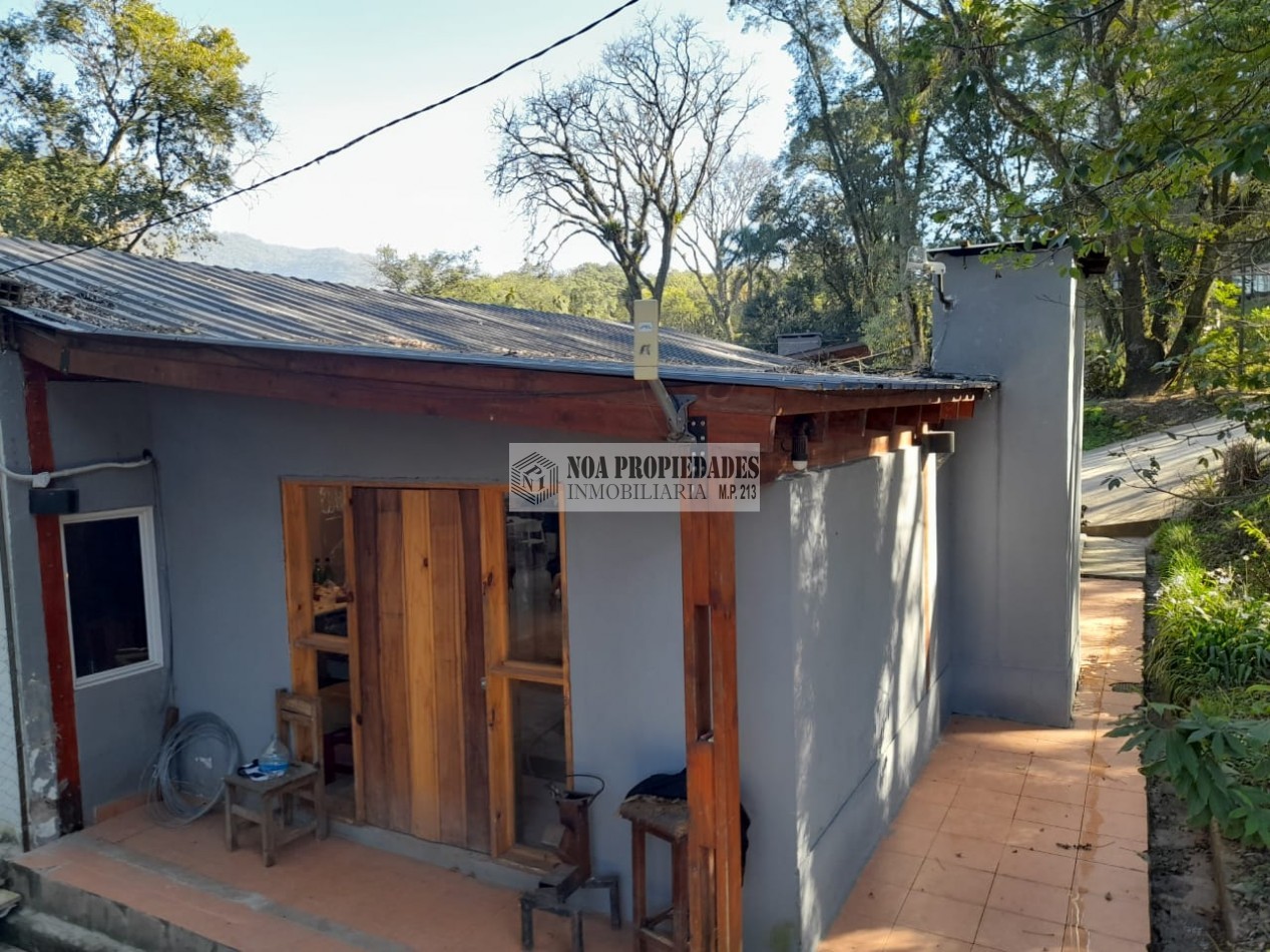CASA EN EL CORTE YERBA BUENA CON PILETA DE TRES DORMITORIOS