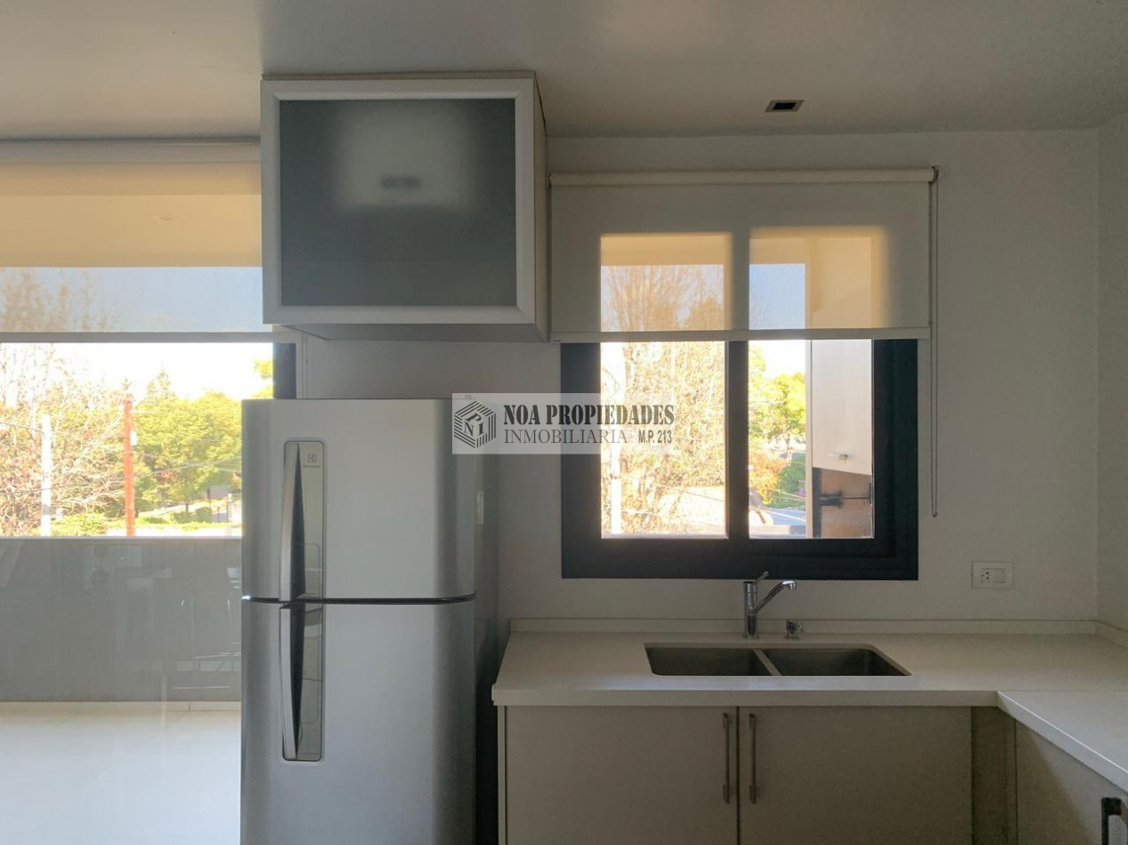ALQUILER EN YERBA BUENA DEPARTAMENTO AMOBLADO 2D Y 2 COCHERAS CON AMENITIES