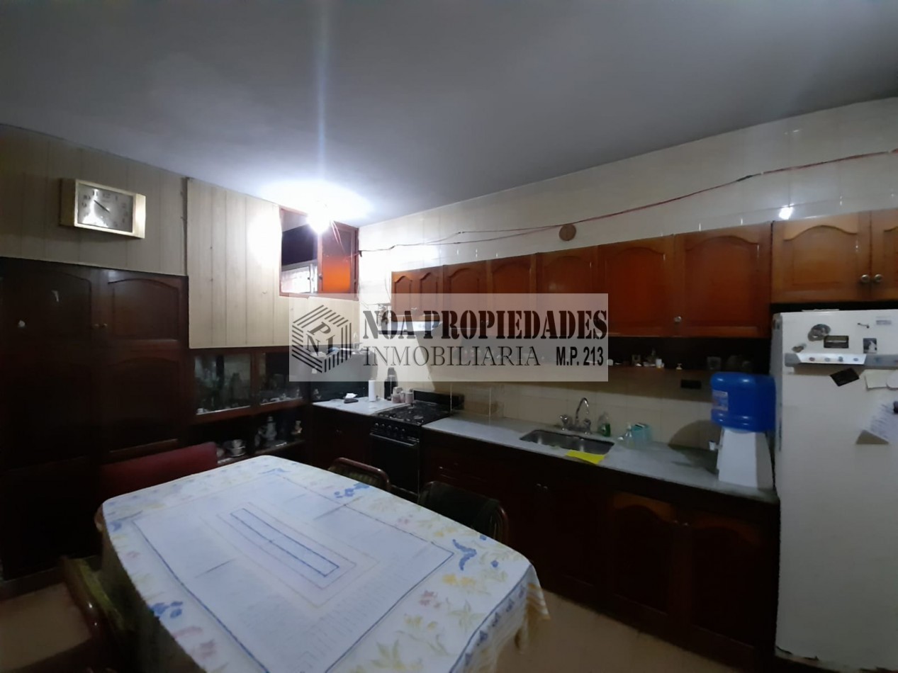 CASA ESQUINA EN MONTEAGUDO Y PERU OPORTUNIDAD