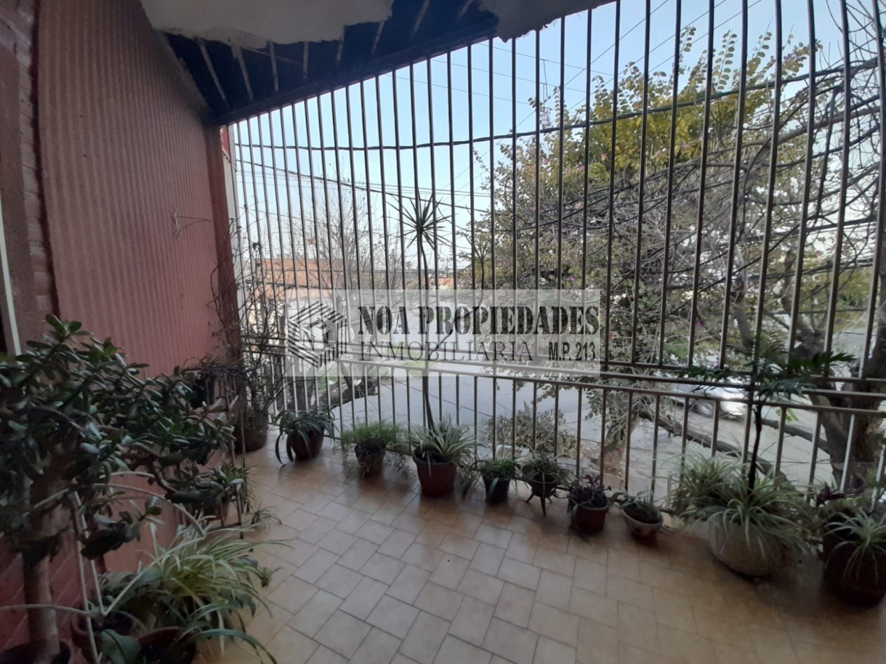 CASA ESQUINA EN MONTEAGUDO Y PERU OPORTUNIDAD