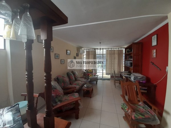 CASA INTERNA EN PELLEGRINI AL 100, 4 DORMITORIOS
