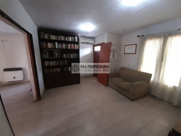 CASA ZONA REFINOR LA GARsA DE 3 DORMITORIOS