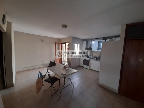 CASA ZONA REFINOR LA GARsA DE 3 DORMITORIOS